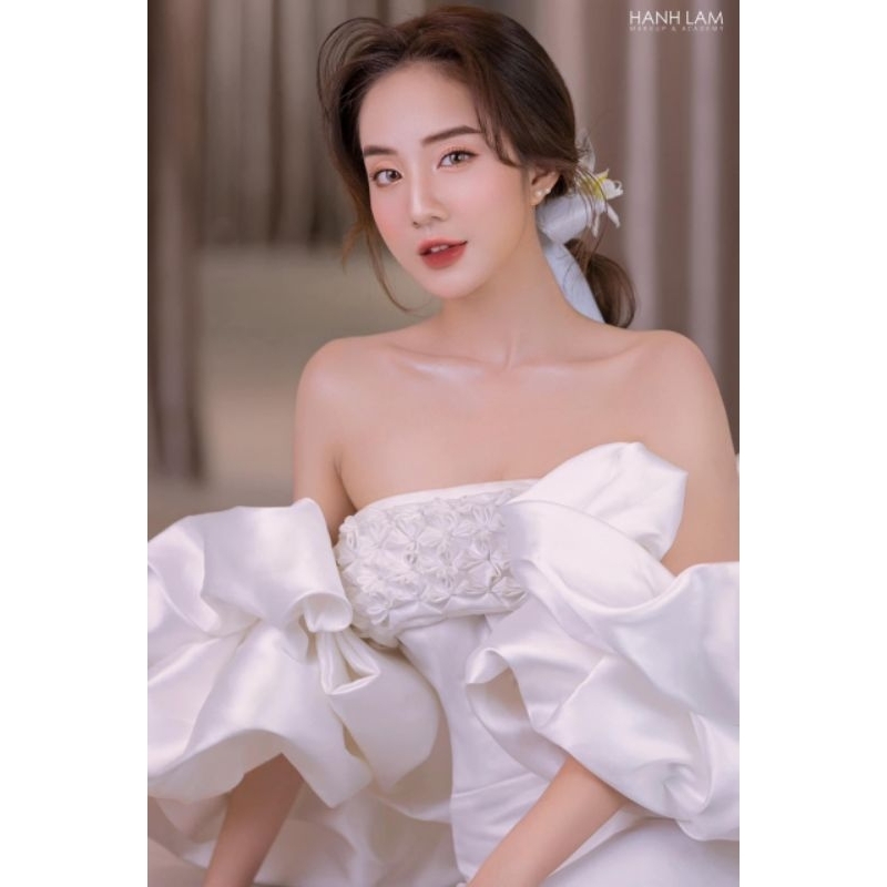 Cặp tay phồng lồng đèn rời phối trang phục
