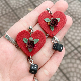 Khuyên tai đất sét nung Polymer Clay (Deck of Cards)