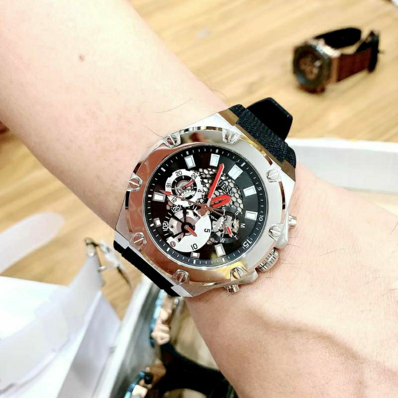 Đồng Hồ Gu.ess Nam.Size: 46mm  Full Box Hãng.Dư Cá Tính,Thừa Mạnh Mẽ