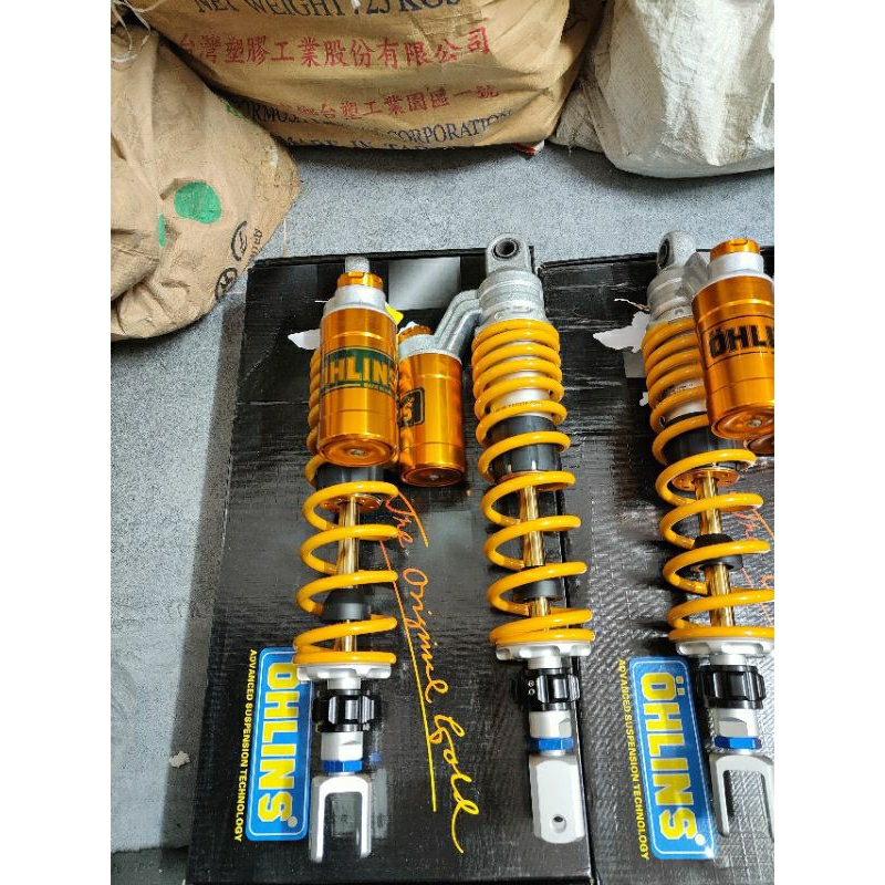 Phuộc Ohlins bình dầu tăng chỉnh thật gắn SHVN SRGT