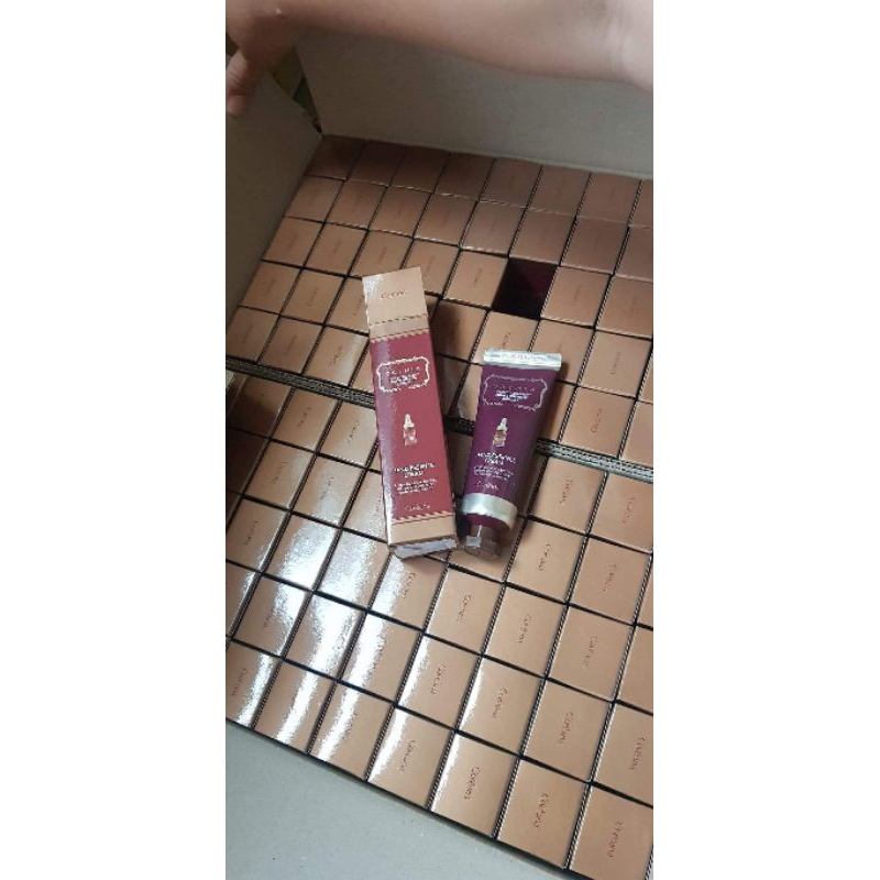 Combo 2 túyp kem dưỡng da tay nội địa Hàn Quốc Coreana- tuýp 50ml