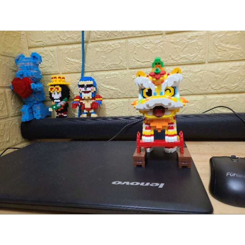 Đồ Chơi Lắp Ráp LeGo Mô Hình Con Lân Vàng Hàng Đẹp Side Vừa  Tặng Búa Nhựa