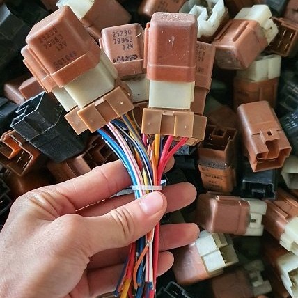 CHUẨN NHẬT-  NISSAN 12v, 24v. Hàng xịn 4 chân, 5chân, 6 chân.