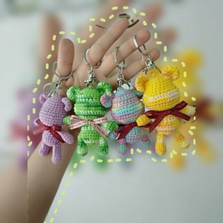 Móc khóa handmade gấu bearbrick bằng len