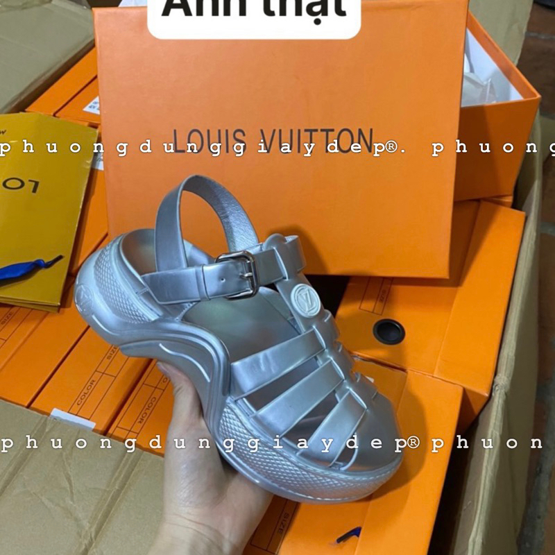 Sandal rọ lv đế cao da bóng fullbox qccc