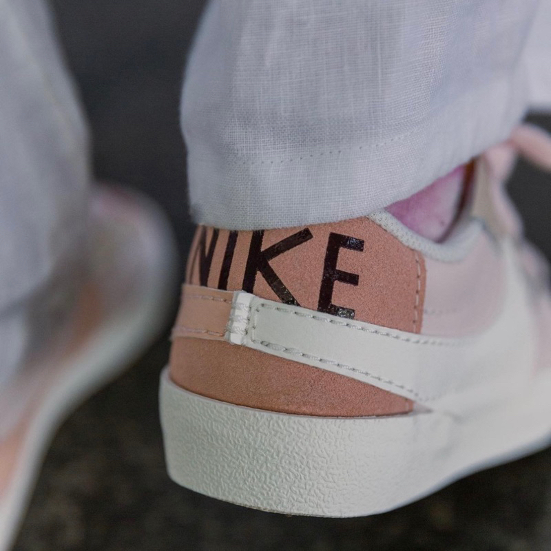 Giày thể thao NIKE BLAZER LOW 77 JUMBO LIGHT SOFT PINK DQ1470 601