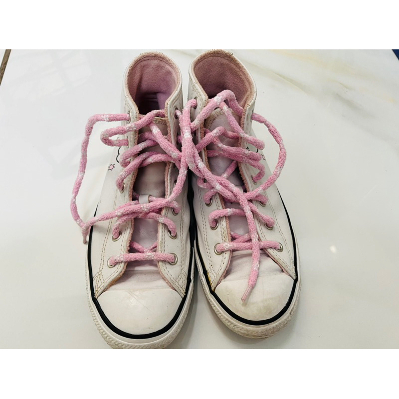Giày thể thao đã qua sử dụng Converse cổ cao, size 5