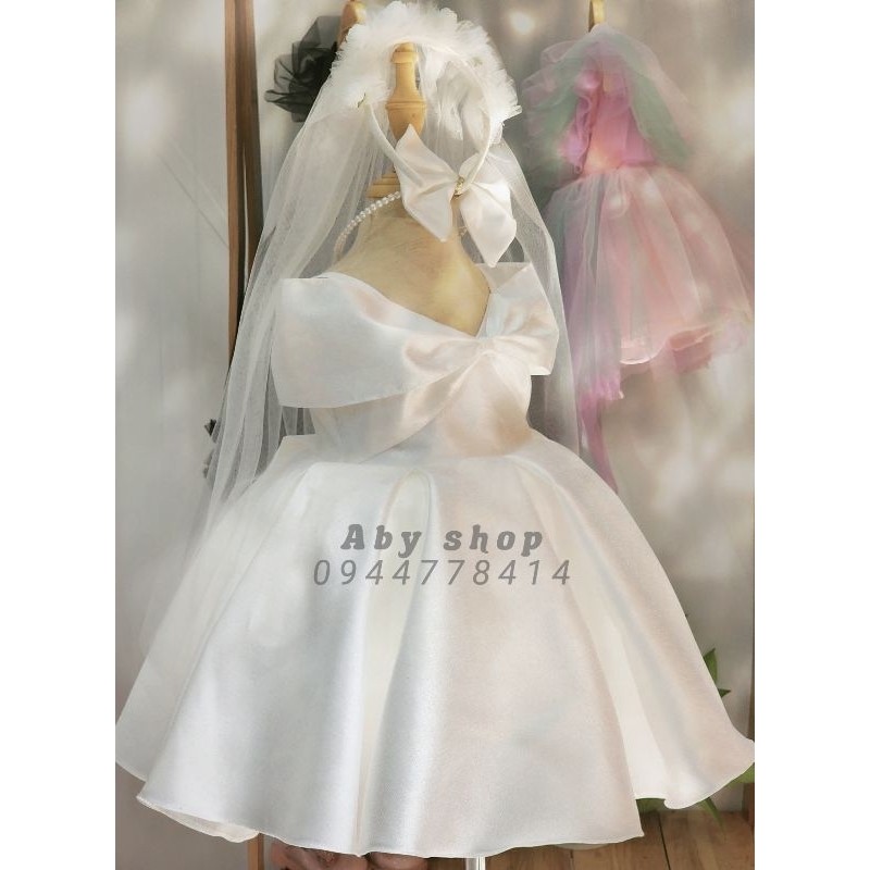 Váy công chúa thiết kế cho bé