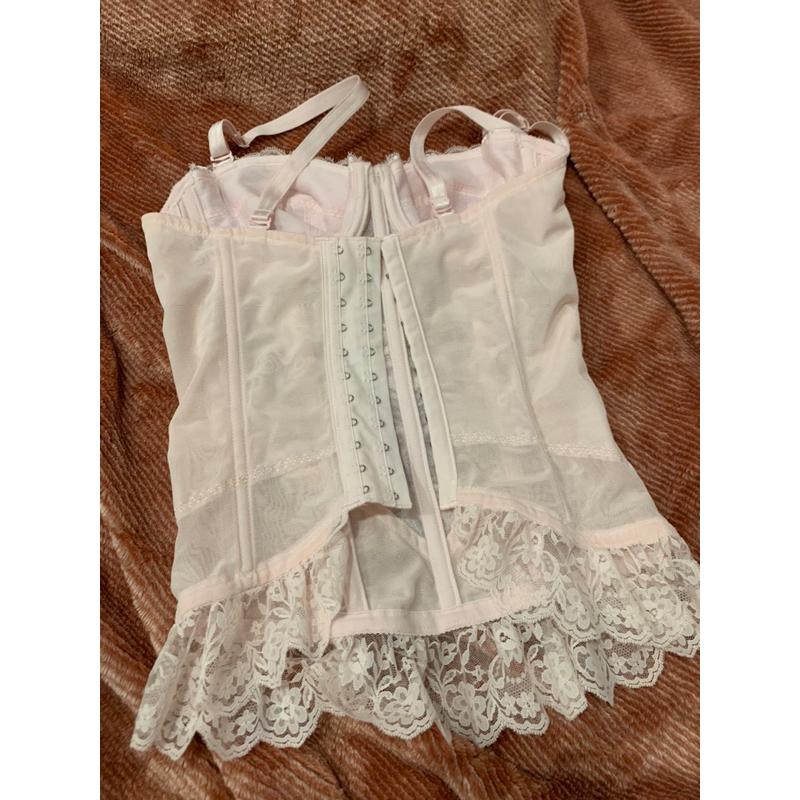 Corset hồng nhạt C75