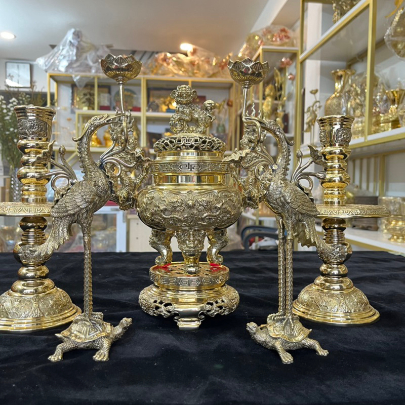 Bộ đỉnh đồng thương hiệu VĨNH TIẾN ,bộ ngũ sự 5 món gồm 1 đỉnh,2hạc,2 nên cao 30cm