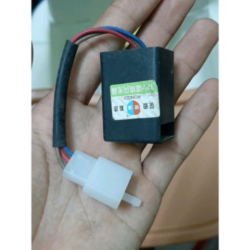 Cục chớp xi nhan_chíp xi nhan từ 12_60v chuyên dùng cho các dòng xe điện xe máy