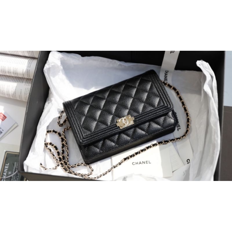 Túi đeo chéo C.N WOC BOY da caviar tag vàng&amp;bạc sz19cm siêu đẹp fullbox nam châm