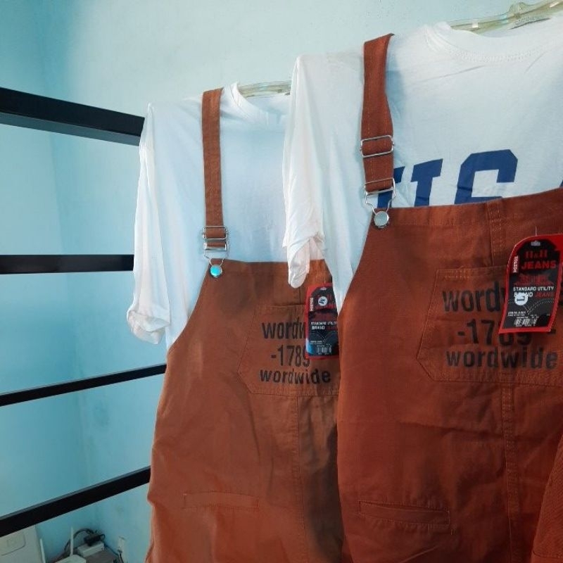 Yếm nữ dáng lỡ