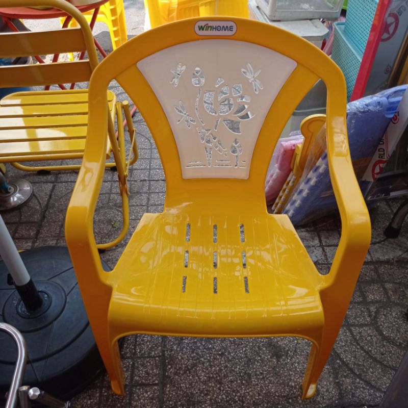 Ghế bành họa tiết hoa sen