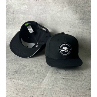 Nón snapback Nik*, nón hiphop cool ngầu.