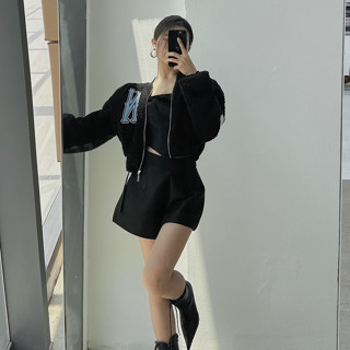 Áo Bomber lông lửng màu đen trắng Fleece Crop Bomber | ONON MADE