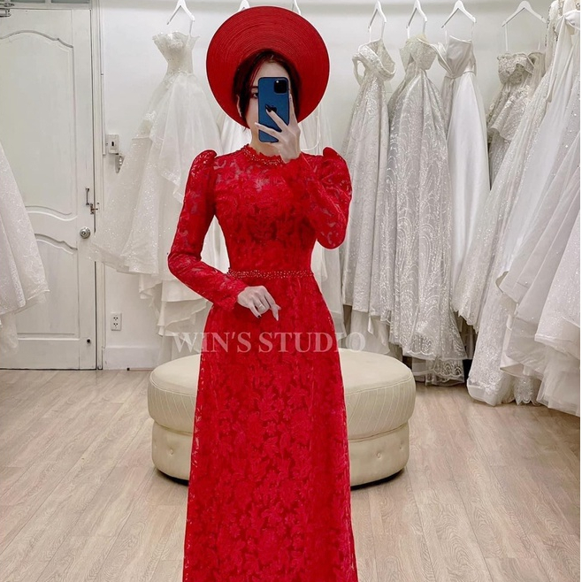 Áo Dài Cưới Cô Dâu Hàng Ren Đính hạt siêu đẹp TẶNG KÈM MÁN VÀNH TRỊ GIÁ 100K (ẢNH DO SHOP TỰ CHỤP Ạ)
