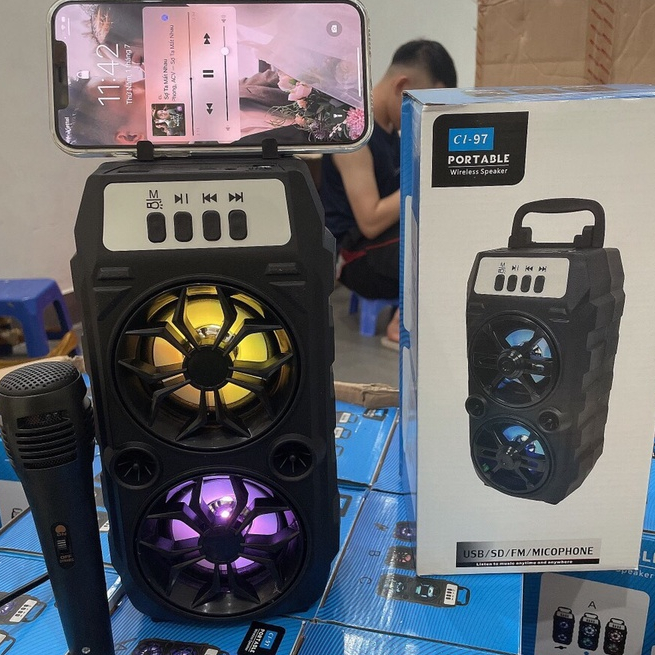 Loa Bluetooth Mini CL97 Kèm Micro Hát Karaoke Âm Thanh To Bass Ấm - Đèn Led Cực Đẹp