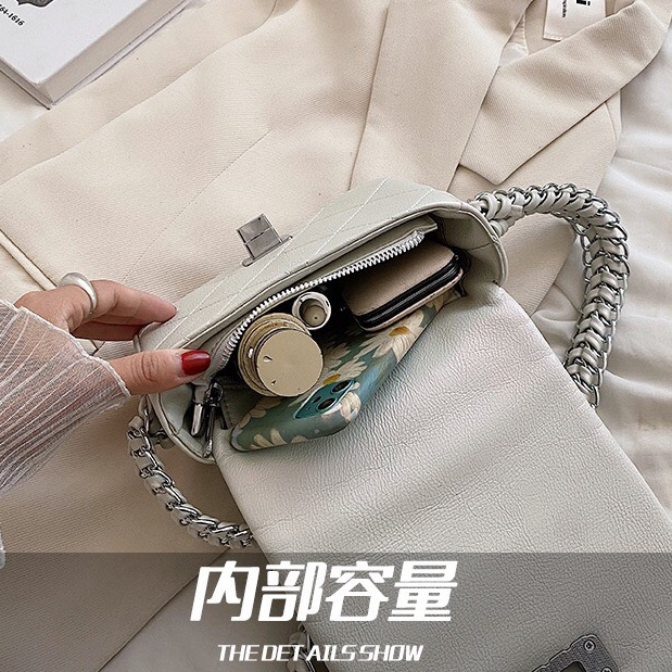 Túi xách trám , dây xích bản to chất siêu mịn đẹp SL 83