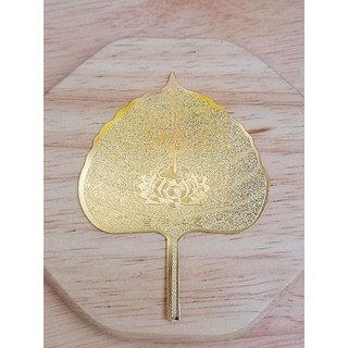 Lá bồ đề mạ vàng in hình Phật (đã khai quang)