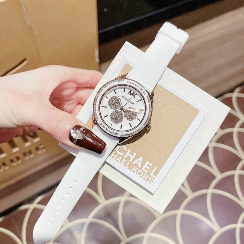 Đồng Hồ Nữ Dây Caosu Mềm Mặt 30mm_Hongtaywatch