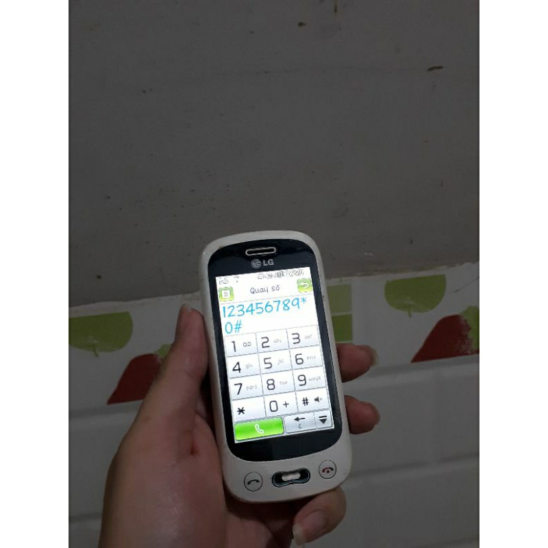 Điện thoại cũ cổ LG T350i zin tem, wifi, sưu tầm, nghe gọi