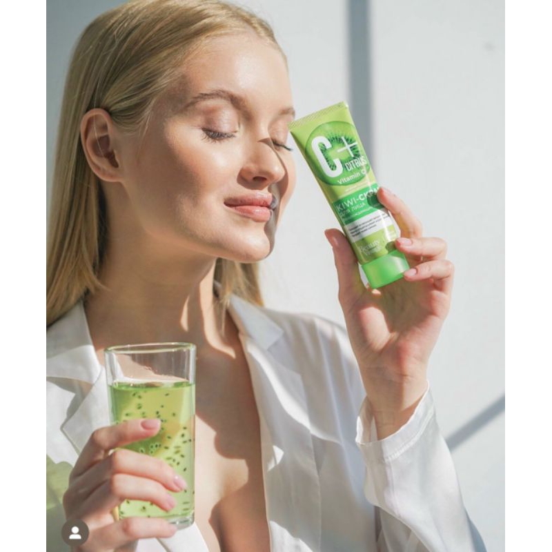 Tẩy da chết da mặt chiết suất Kiwi 75ml, sạch sâu, da láng mịn