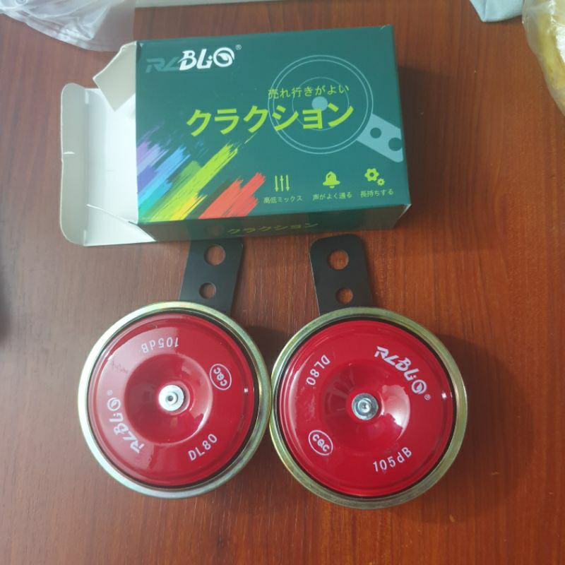 Còi xe máy âm thanh lớn 105db,dl 80 chống thấm nước 12V.màu ngẫu nhiên