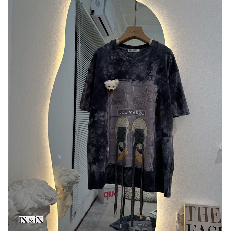 Áo Phông 13DE MARZO Ghi Loang Giày Đính Đá Bling