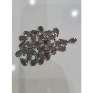 30 hạt đá nhiều màu đính trang trí.
