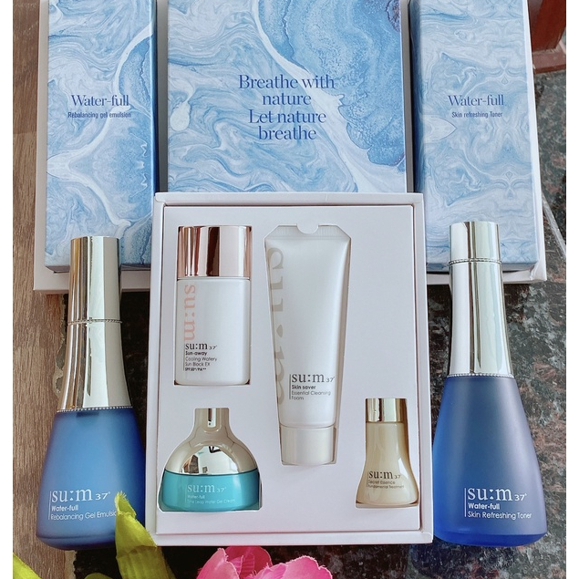 Sét dưỡng Sum xanh Water Full Sum37 chuyên cấp nước kiềm dầu giảm mụn và se khít lỗ chân lông