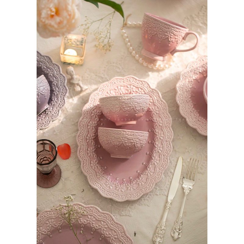 Set bát đĩa gốm gam màu hồng hoạ tiết viền ren siêu tỉ mỉ