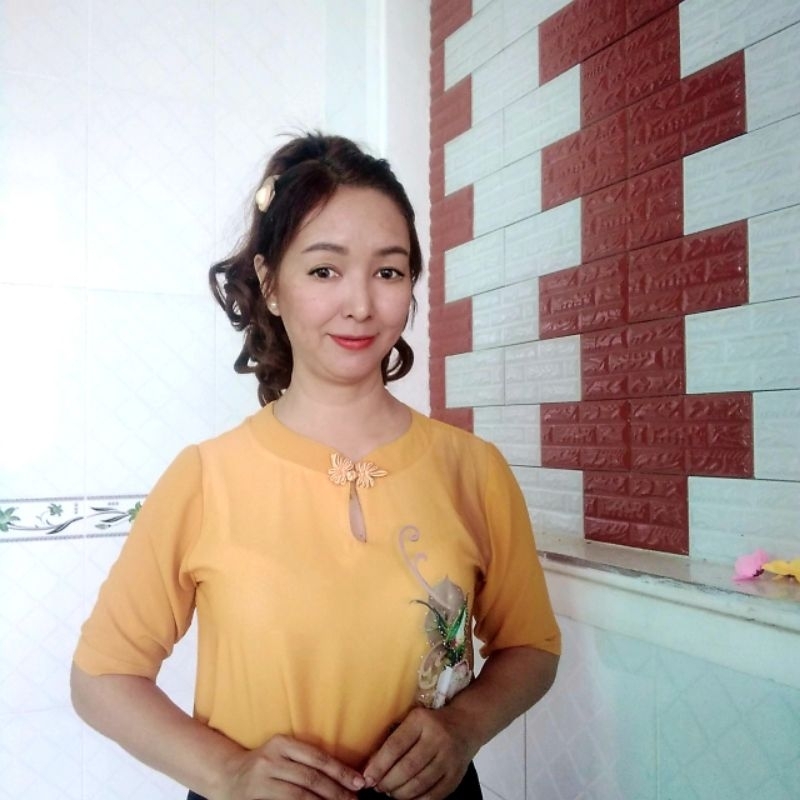 Áo Trung Niên Nữ - Áo Tằm Ý , cân  nặng  từ  60 đến 68 kg