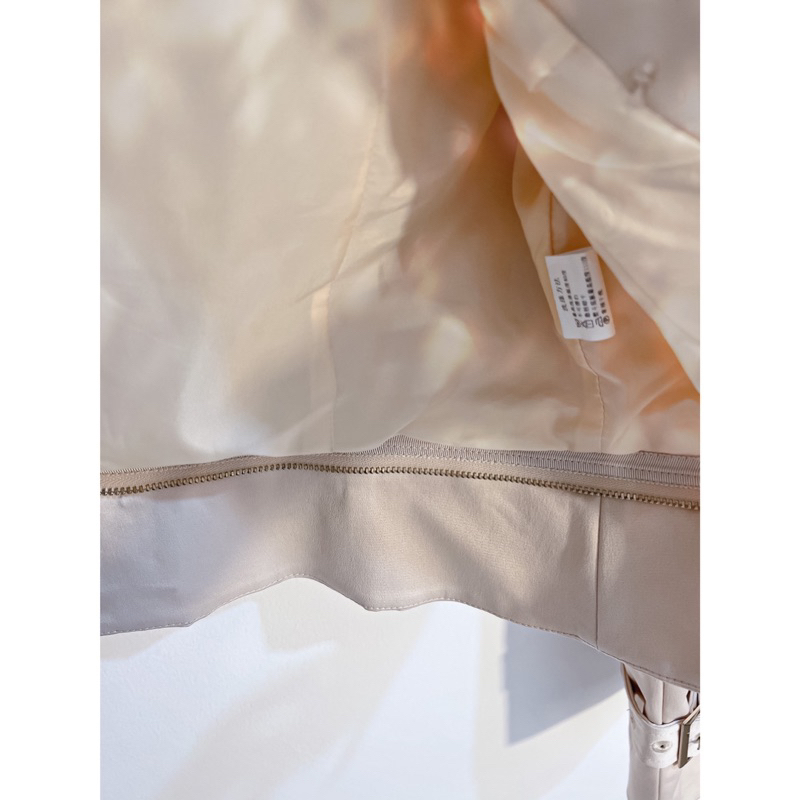 Trench coat croptop nút kim loại