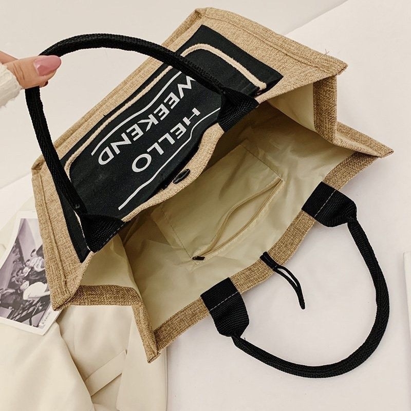 Túi Cói Hello Kích  Thước 35x29 Có 2 Ngăn, Màu Sắc Trắng Và Đen