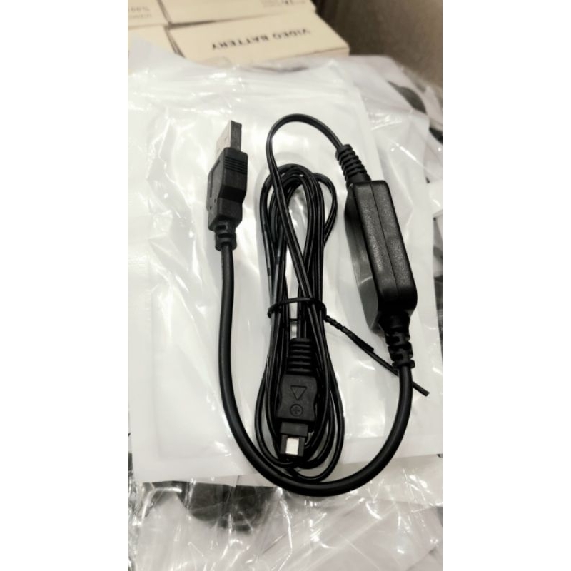 Dây nguồn Adaptor LC200 dùng sạc dự phòng ra nguồn 12v cho máy quay sony.