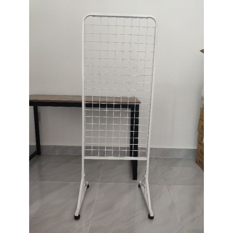 Kệ khung lưới treo đồ có chân đế rộng 50cm cao 1m33