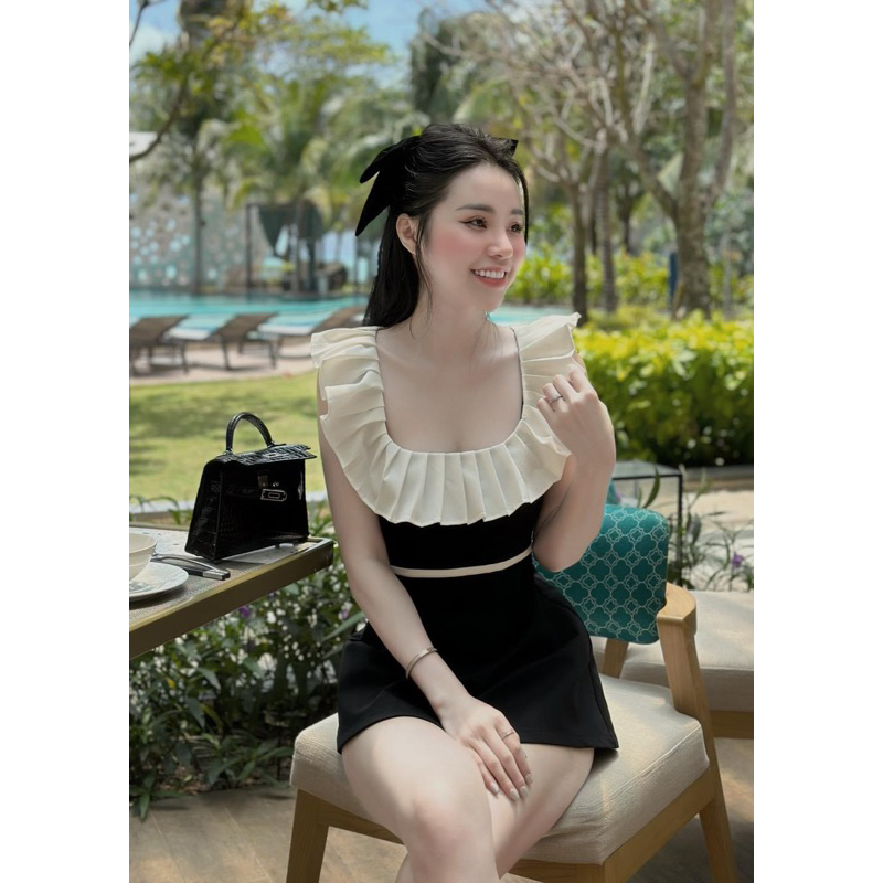 Set bộ jumsuit nữ bèo xếp ly TABISHOP Bộ đồ bay quần giả váy đen trắng dễ thương sang chảnh đi chơi đi dự tiệc | BigBuy360 - bigbuy360.vn