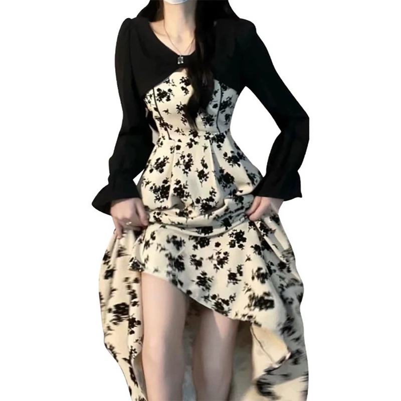 Đầm Hoa Nhí Phối Tay Áo Dài Kiểu Sơ Mi Cực Xinh