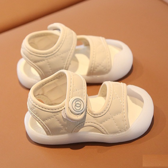 Sandal Bé Trai Bé Gai 1-4 Tuổi Đế Nhựa Dẻo Chống Trượt trần chám Dễ Thương