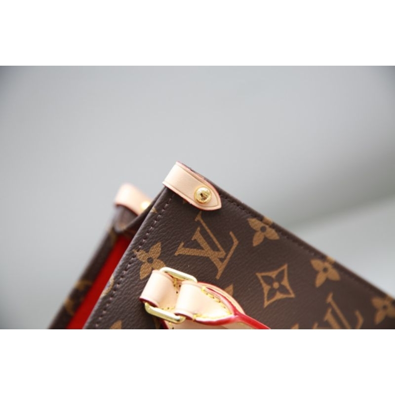 Túi xách LV SAC da thật 100% bản sz22cm hàng cực đẹp kèm code da dập số xịn sò