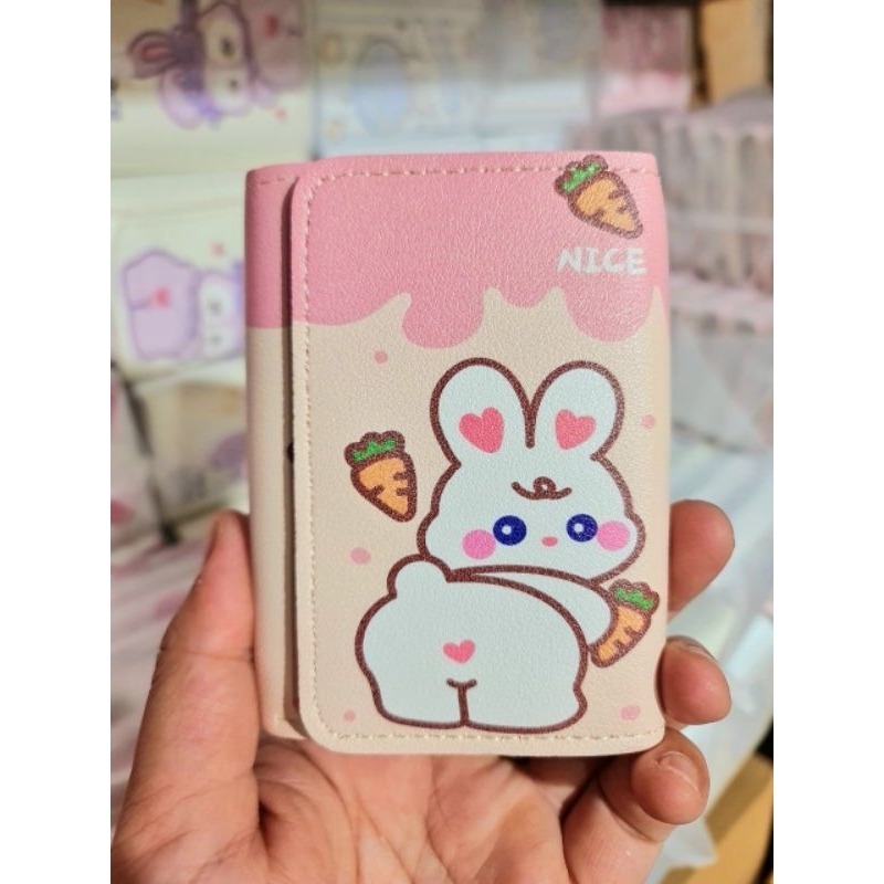 Ví gấp 3 gâú dâu, sanrio có cúc bấm cute đáng yêu