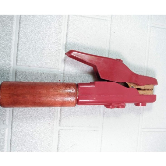 Kìm Hàn Kẹp Que Hàn LS loại 600A tay cầm bằng gỗ chống giật chắc chắn, bền đẹp