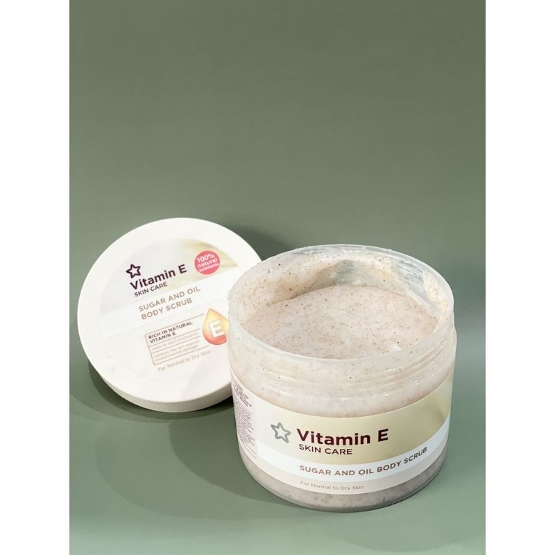 Tẩy da chết Vitamin E Skin Care 300ml