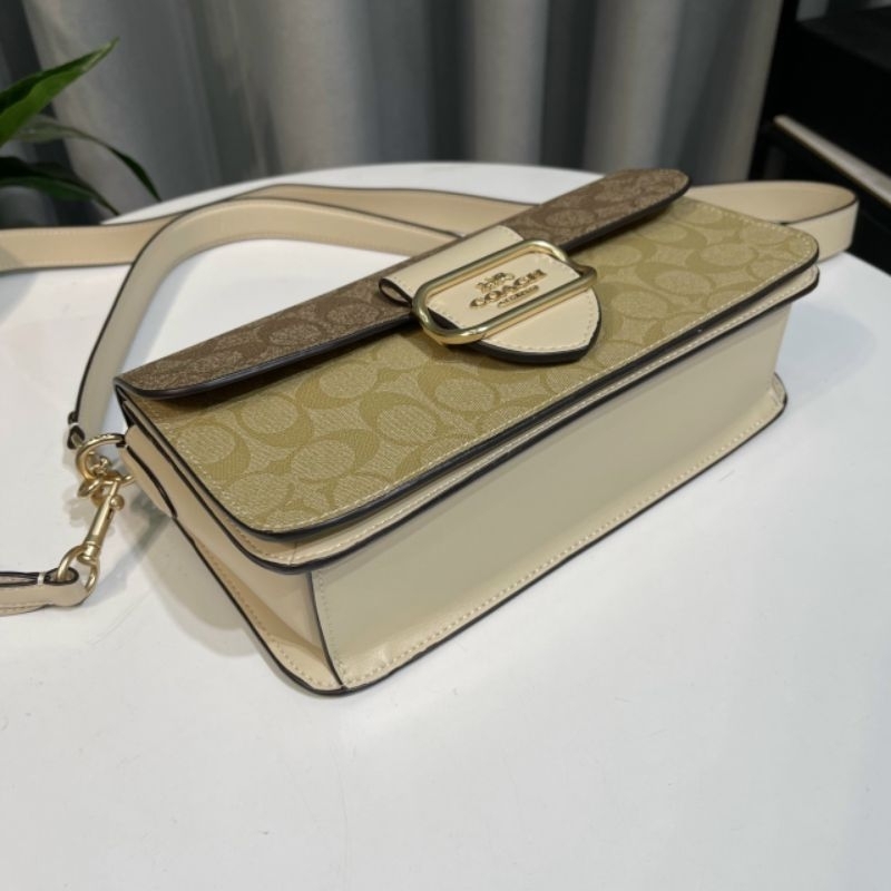 Túi C.oach Morgan kẹp nách sang chảnh