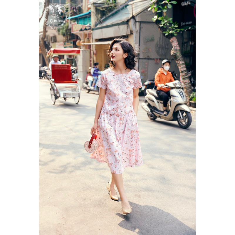 Set Áo Mix Chân Váy Retro Màu Hồng Pastel Lá In Hoa (38-74kg)