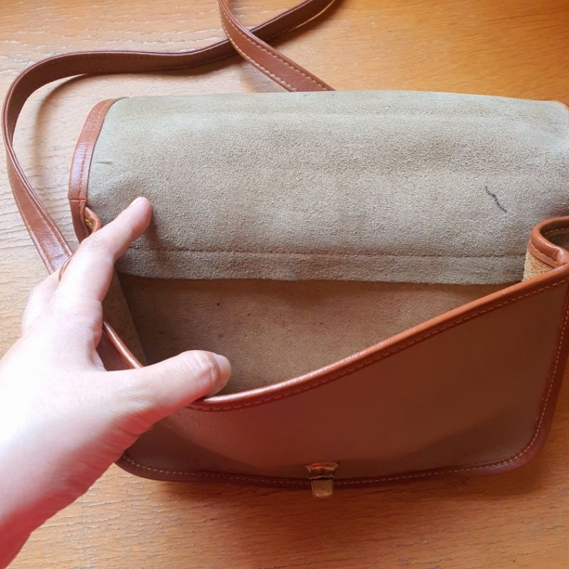 Túi đeo chéo da thật vintage mộc nguyên miếng - em và nắng