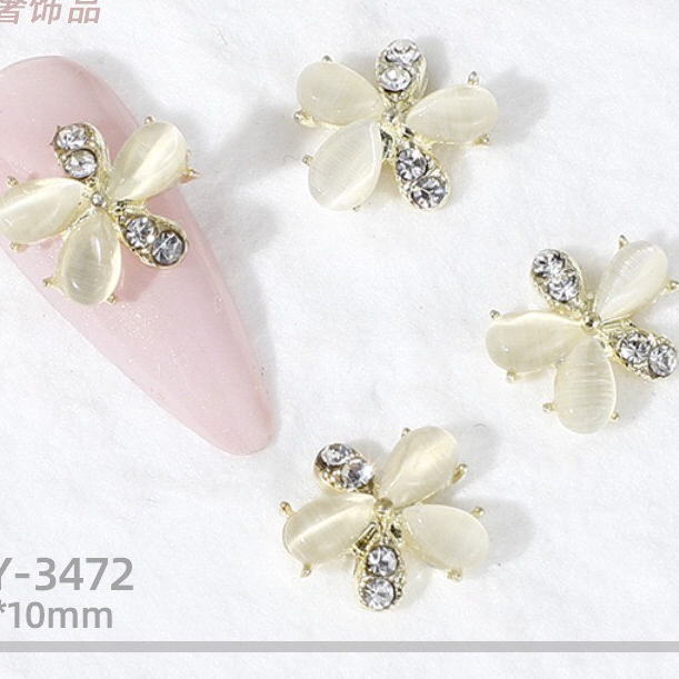 Charm nail - charm vương miện