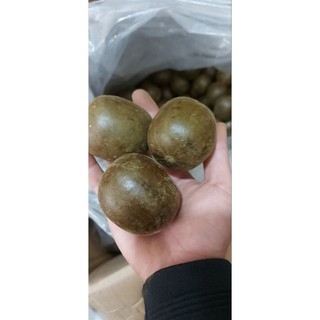 1kg quả la hán to già ngọt quả chắc 1kg khoảng 50-55 quả
