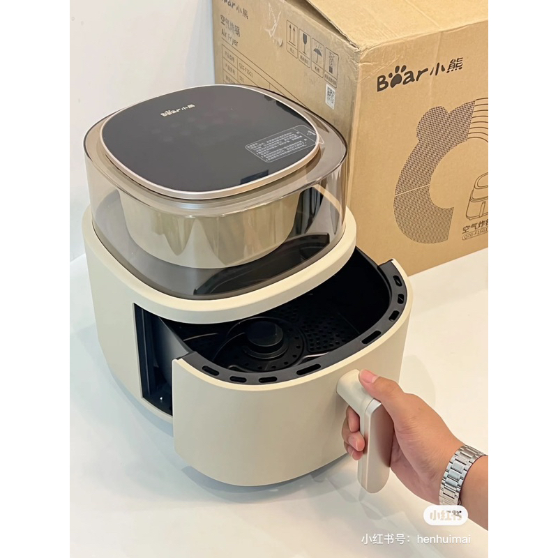 Nồi Chiên Không Dầu BEAR Dung Tích 6L Bản Điện Tử Có Thanh Đảo Bảo Hành 12 Tháng - Cáo Đeo Nơ